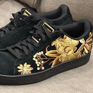 Puma Black Suede Floral Embroidered Women's puma Sneakers